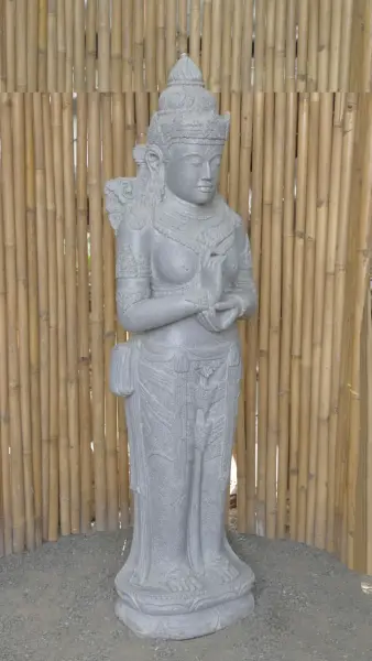 Product image 3 of the product “Standing Sri Dewi. Made from riverstone. Height 180cm ”